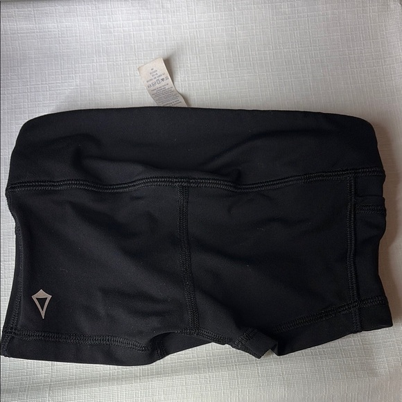 Ivivva Black Athletic Shorts with Elastic Waistband - Picture 2 of 4